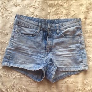 H&M DIVIDED jean shorts